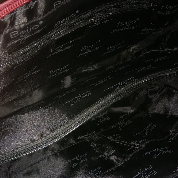 Beijo By Susan Hadley Maroon Satchel Bag - Picture 5 of 6